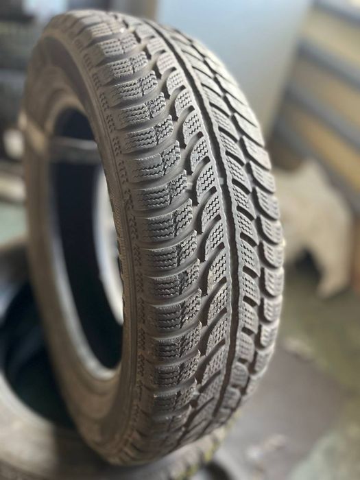 Резина Sava Eskimo S3 + 175/65R15 пара зима Z15-323