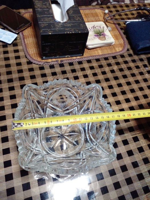 салатниця хрустальна