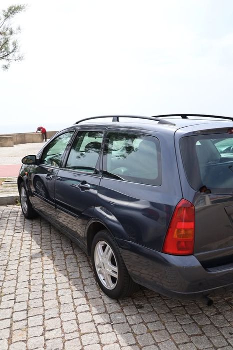 Ford Focus 1.4 Gasolina 2001 Carro