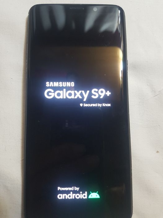 Dois Samsung um s8plus outro s9plus