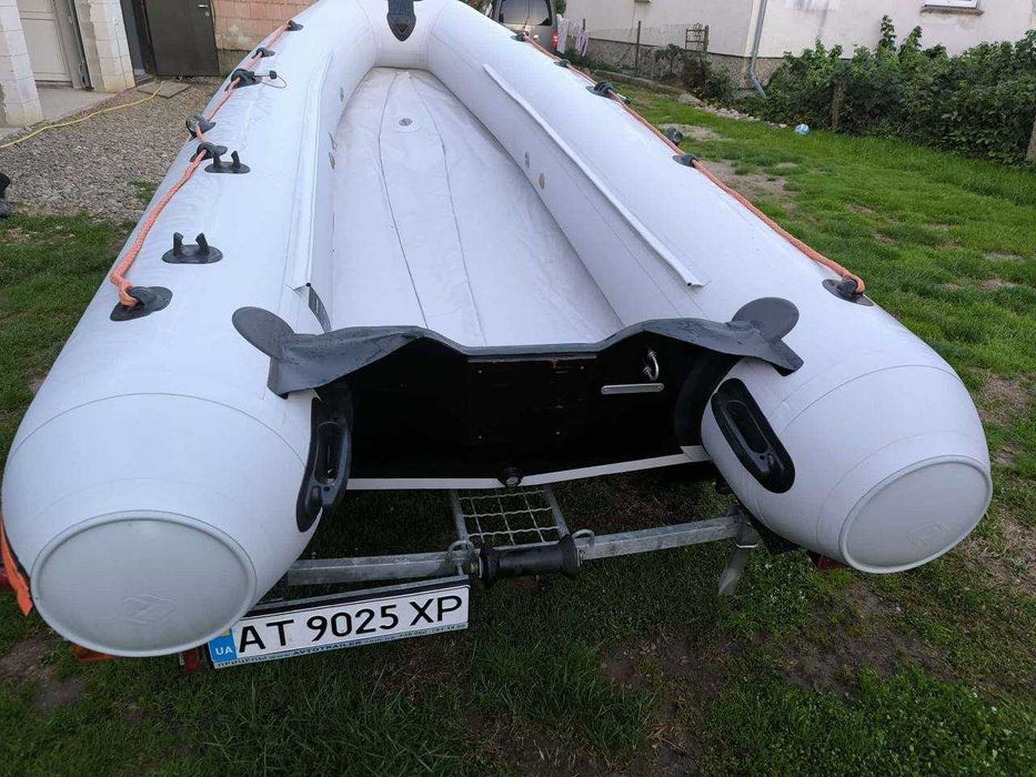 човен Kolibri KM-360D
