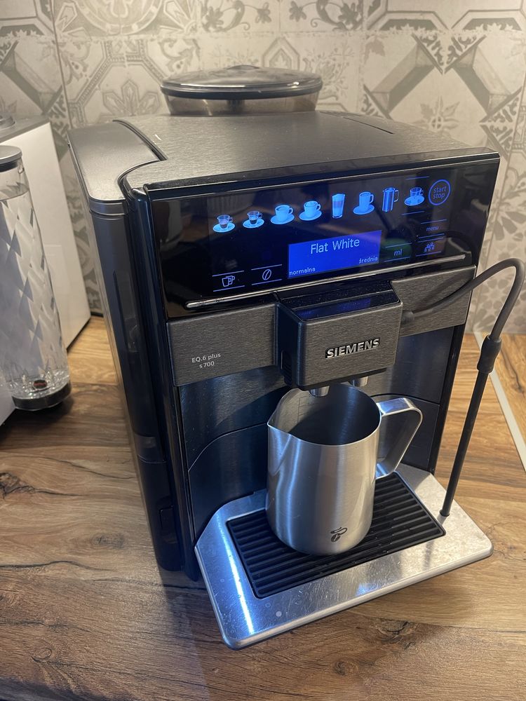 Siemens EQ.6 Plus S700 po serwisie super stan!