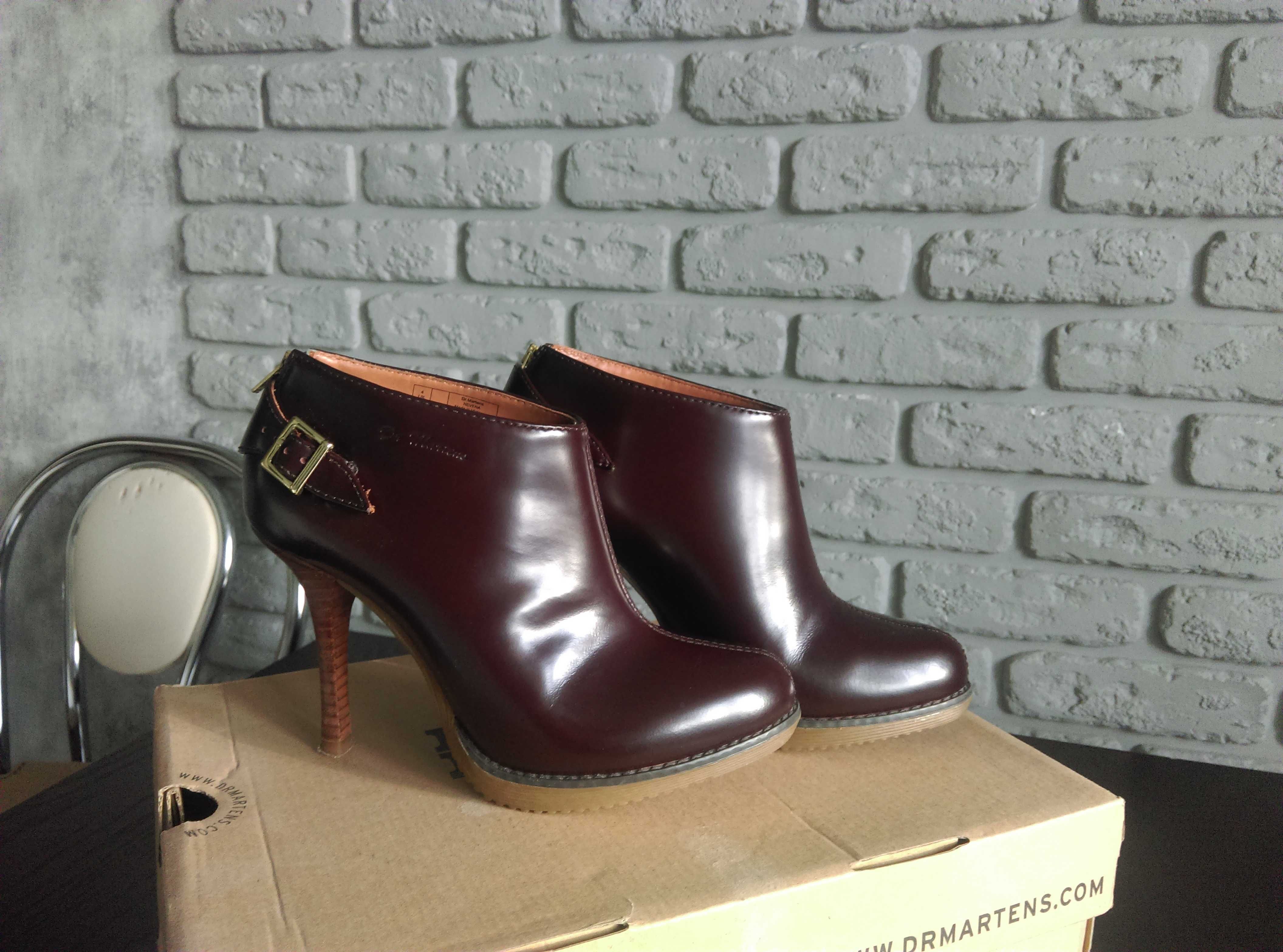 Ботильйони Dr Martens