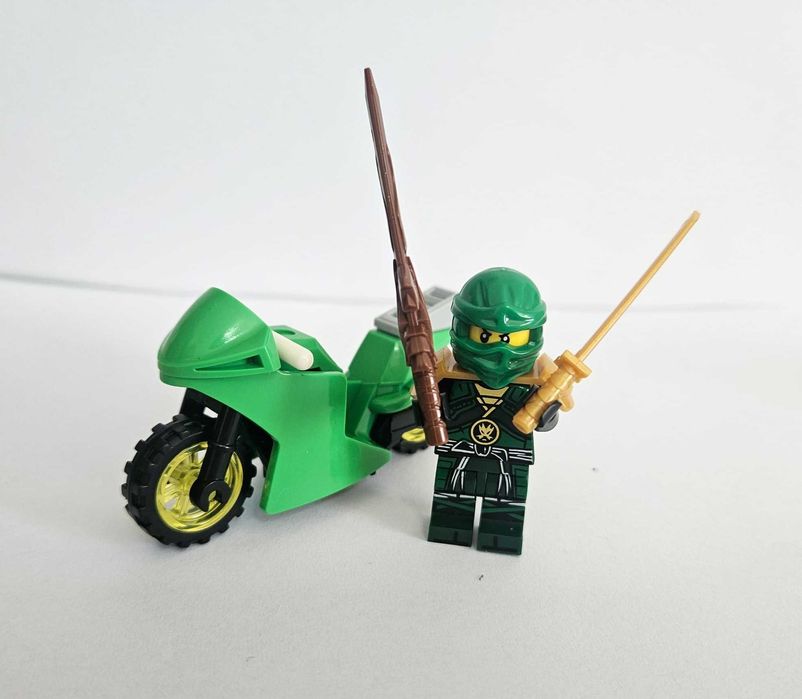 Lego Ninja minifigure with motorcycle (8pcs)