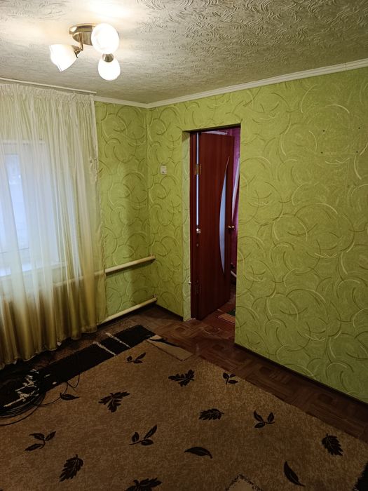 Продам будинок в м. Берестин