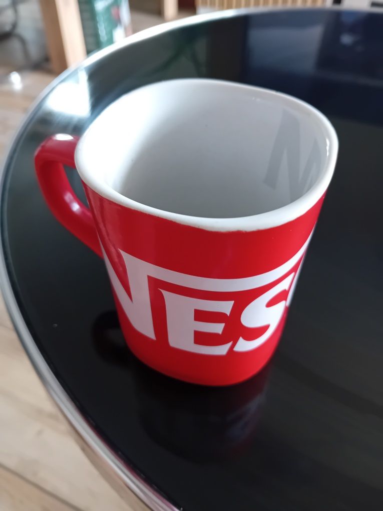 Kubek nescafe. .