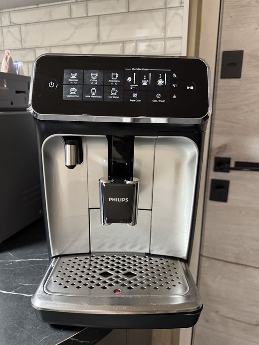 Продам Новую кофемашинку Philips