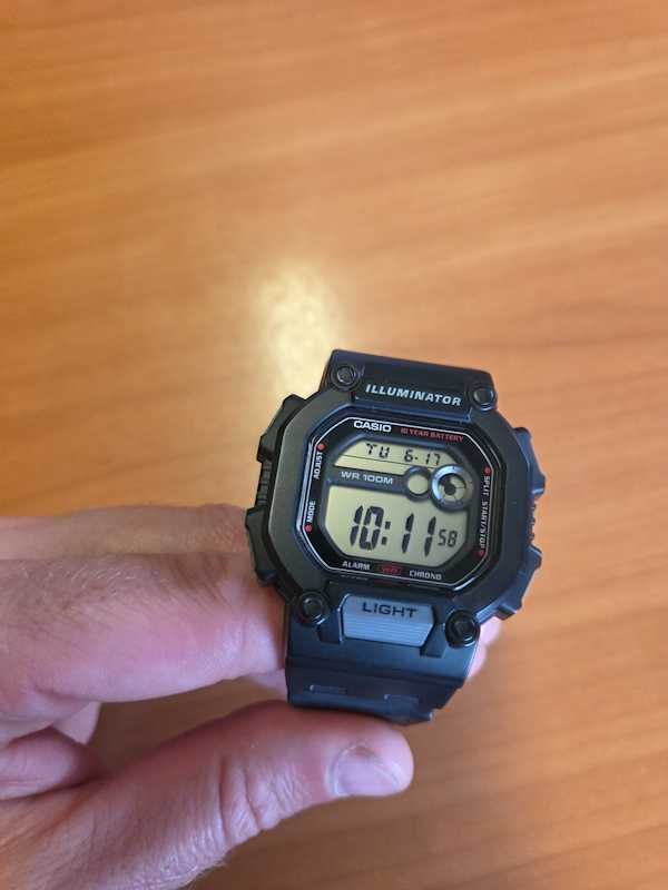 Zegarek Casio W-737H Styl retro Kostka w super stanie