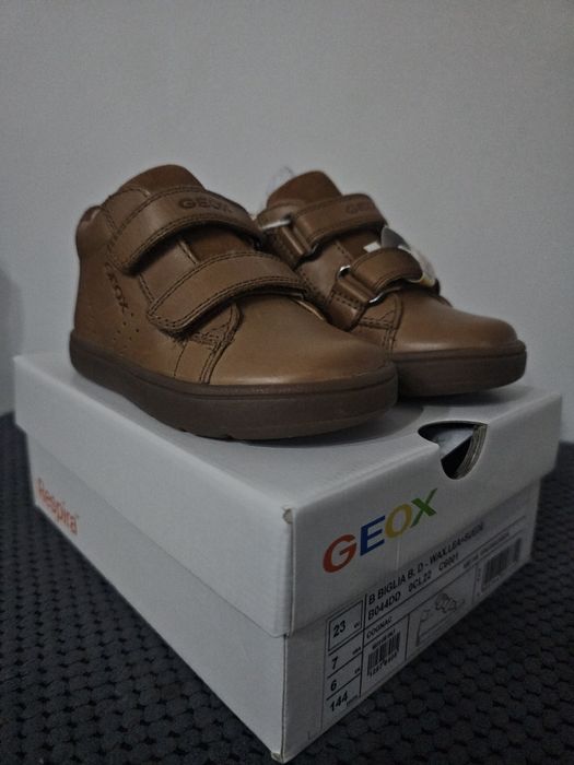 Półbuty buty jesień skóra na rzepy