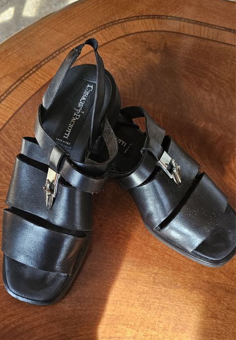 Туфли, босоножки  Paciotti  р. 41-42