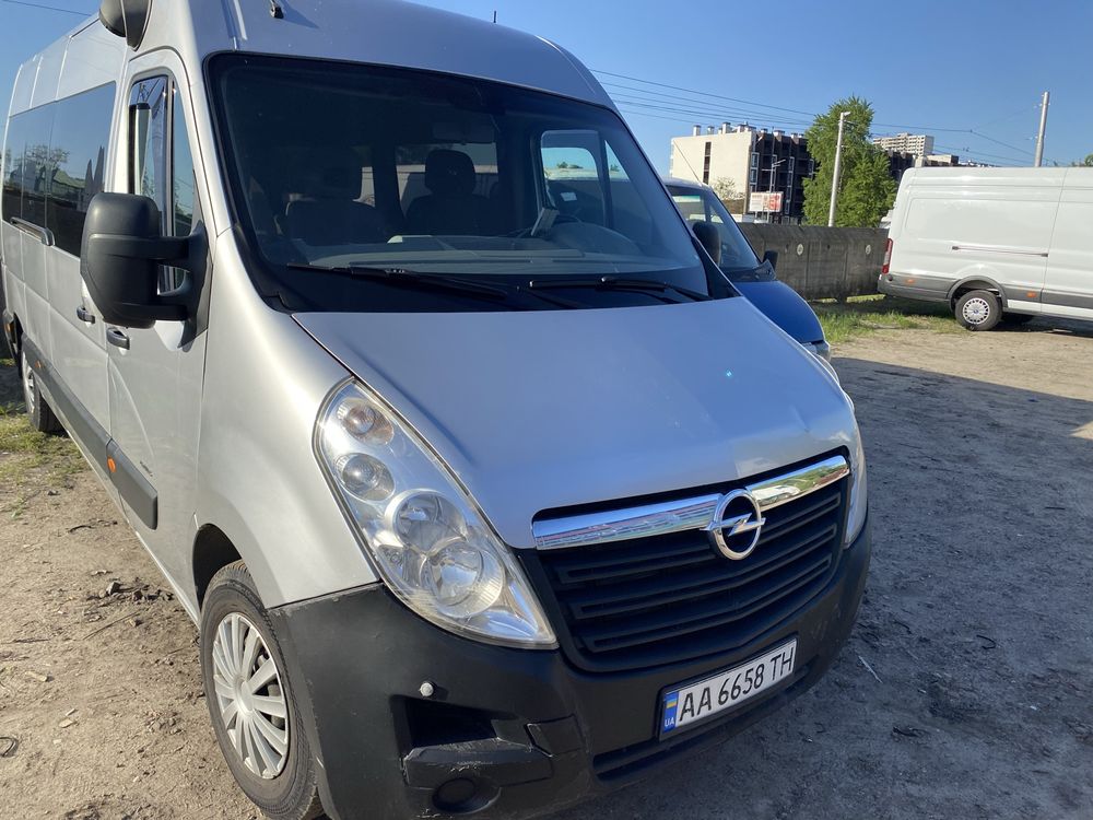 Opel Movano 2011 (бус пассажир 10 мест)