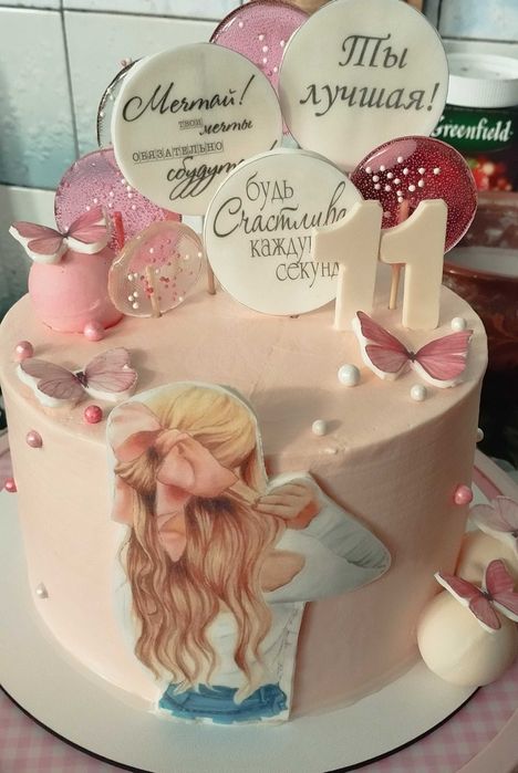 Торт і смаколики