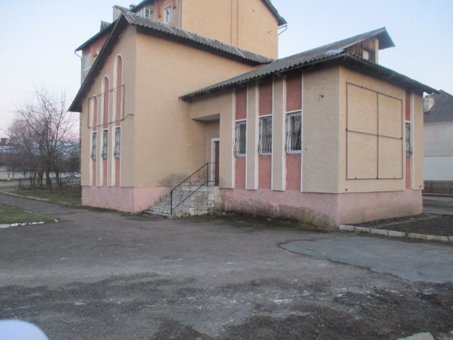 Комерційне приміщення 150 м2