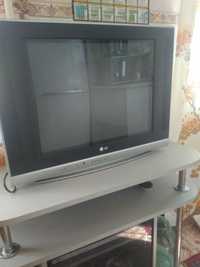 Небольшой телевизор LG