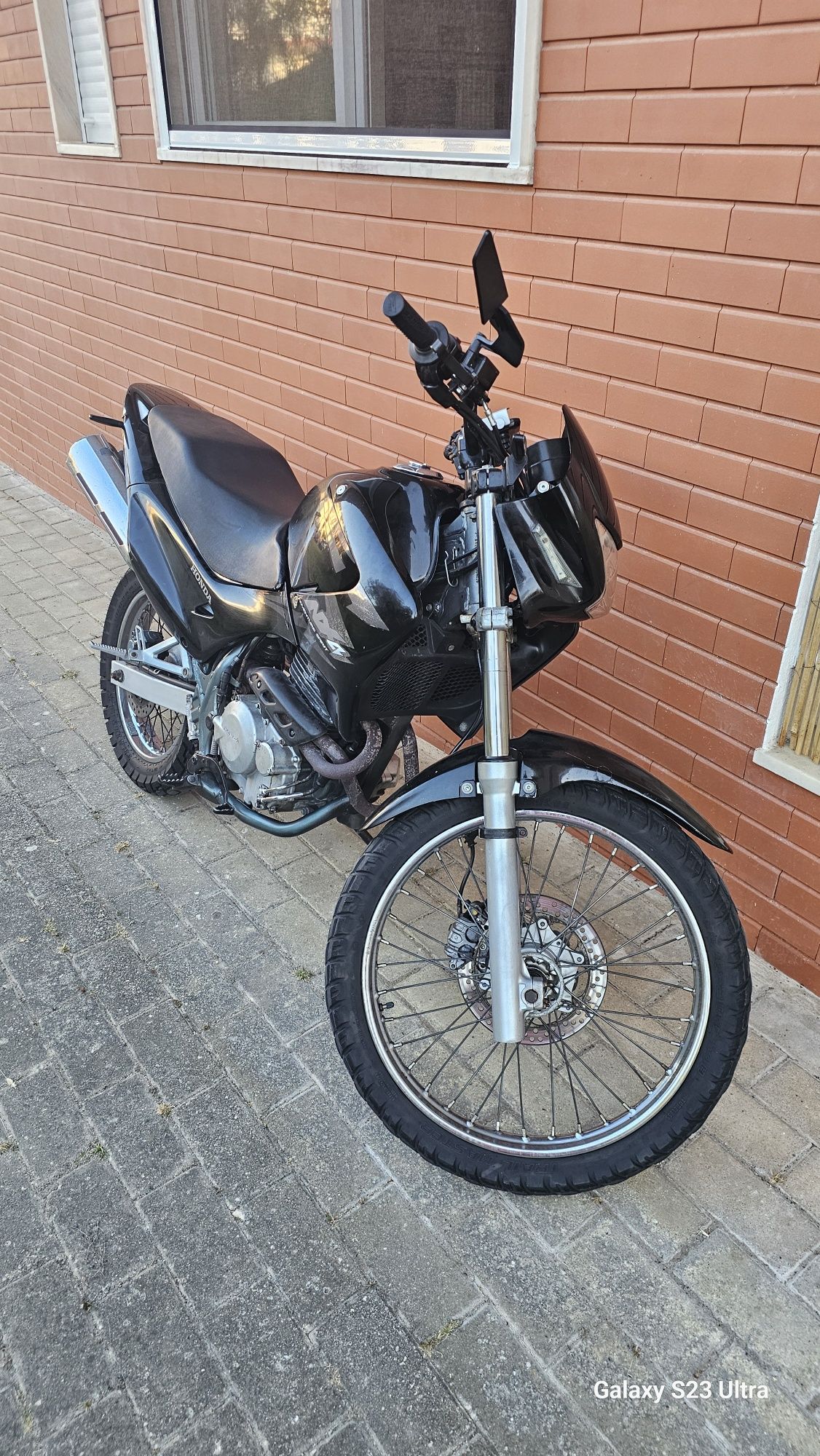 Honda nx  400 falcon