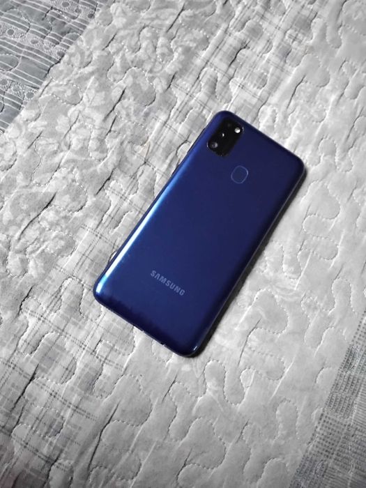 Samsung galaxy M21 w bardzo dobrym stanie