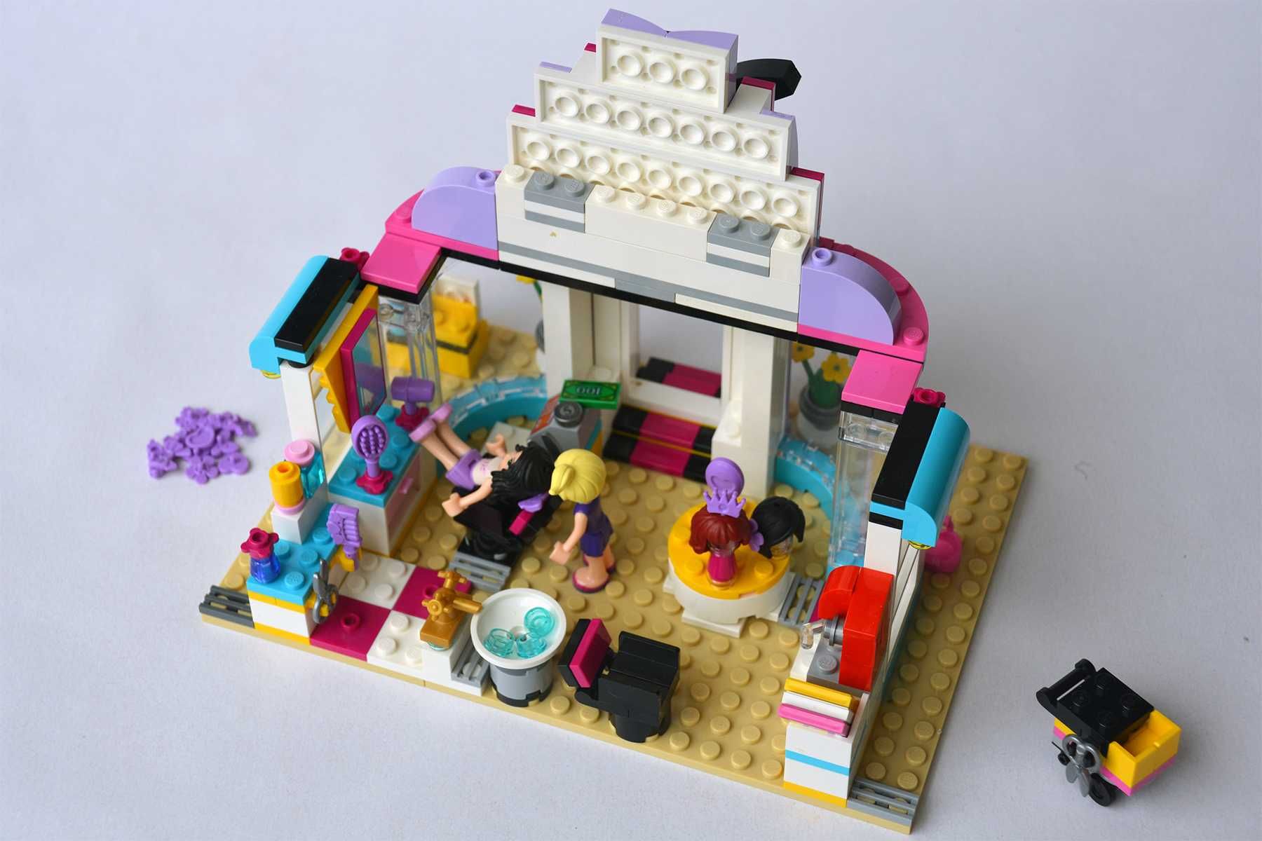 LEGO Friends Salon fryzjerski Heartlake 41093