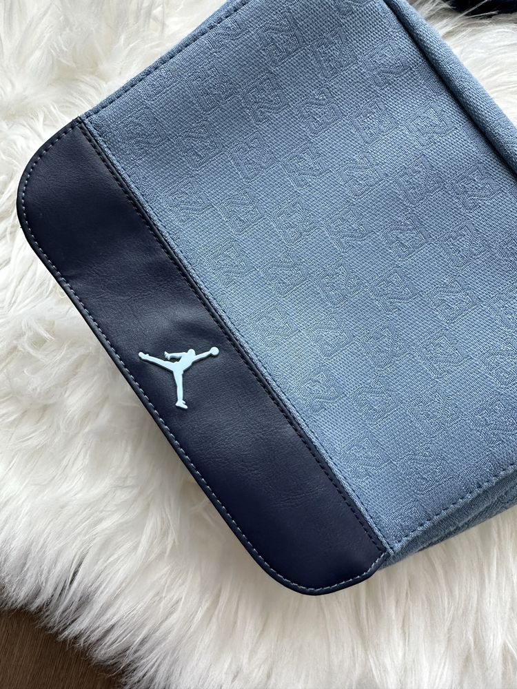 Сумка Jordan Monogram Crossbody Bag MA0760-M0S