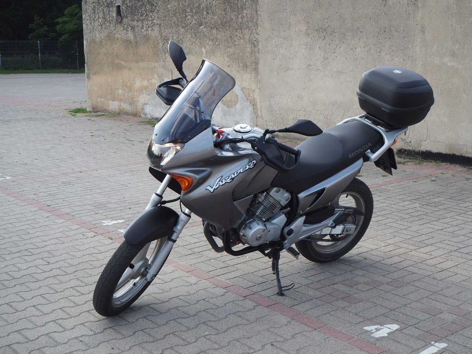 Honda Varadero 125 Okazja! Stan bardzo dobry. Bogate wyposażenie!