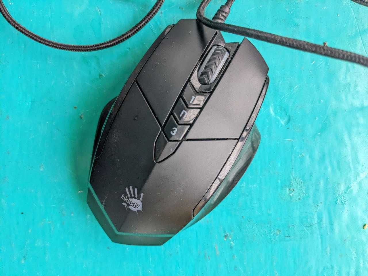 Комп'ютерна мишка A4Tech Bloody V7M