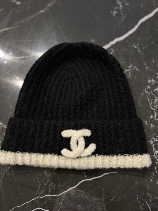 Шапка chanel з вовняно-кашеміровою основою,  з білим лого (оригінал)