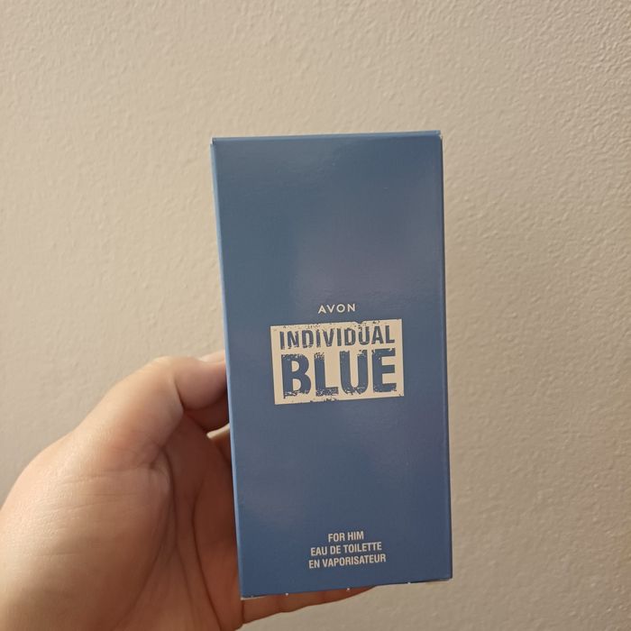 woda individual blue 100 ml avon
