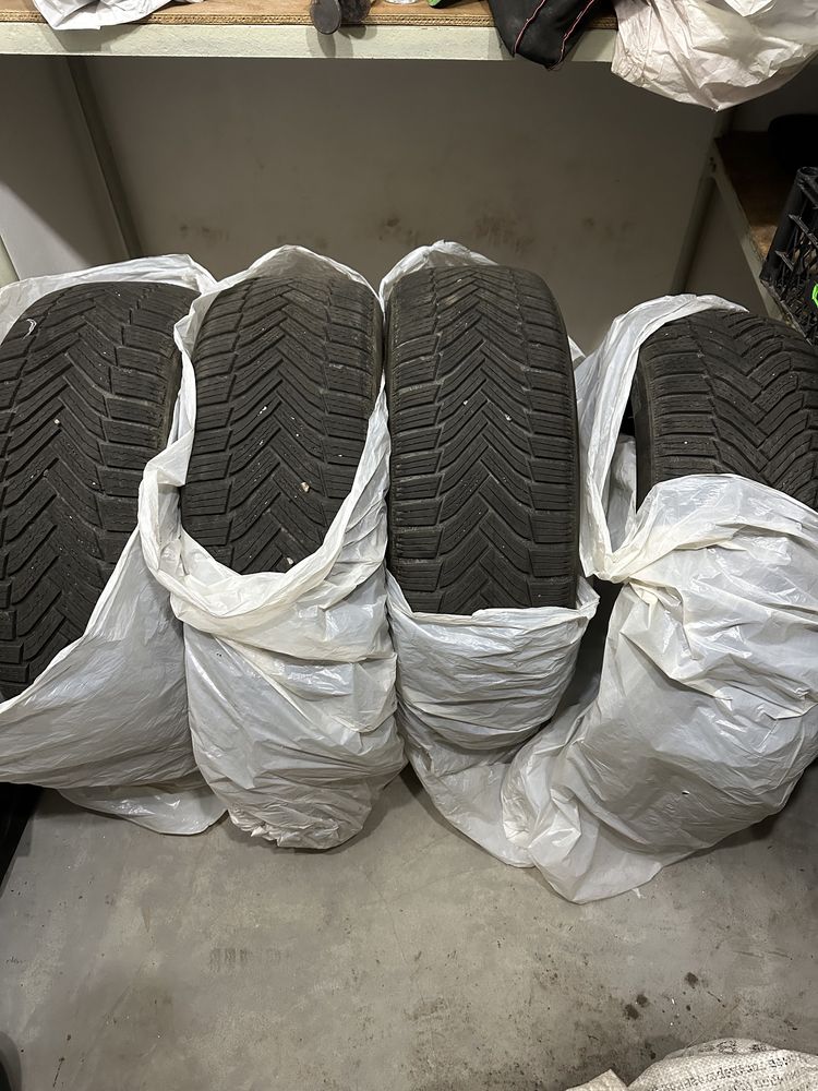 Резина зимова michelin alpin 6 215/55 r17