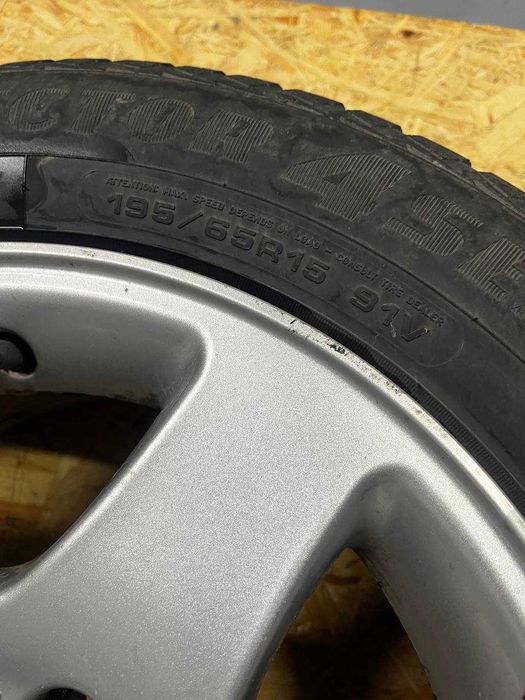 Felgi aluminiowe 4 szt 5x112 7jx15 et35 fi57,1 vw audi skoda seat