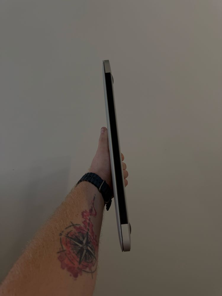 Apple MacBook Air 11 у відміному стані