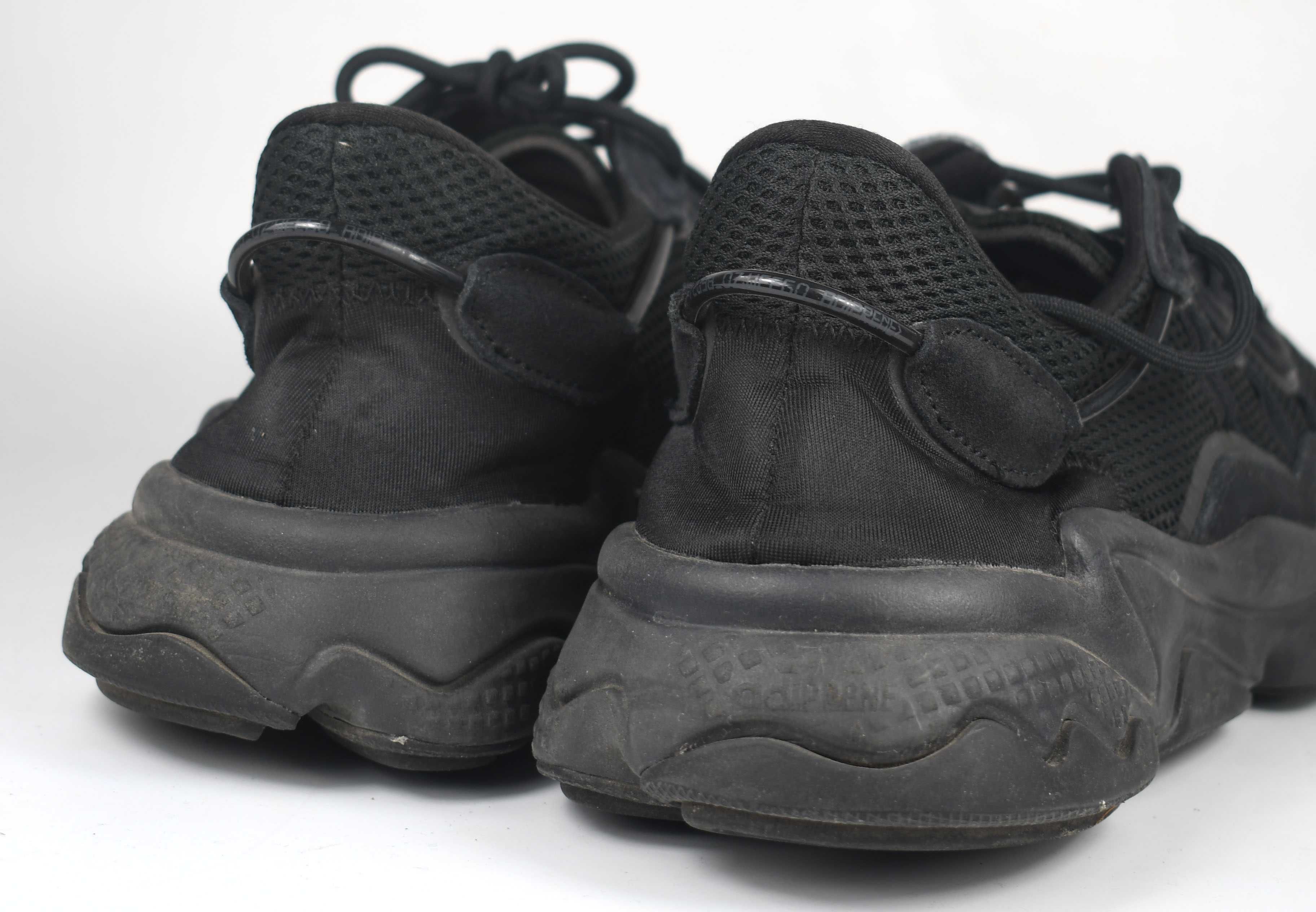 Używane Sneakersy adidas Ozweego EE6999 roz. 45 1/3
