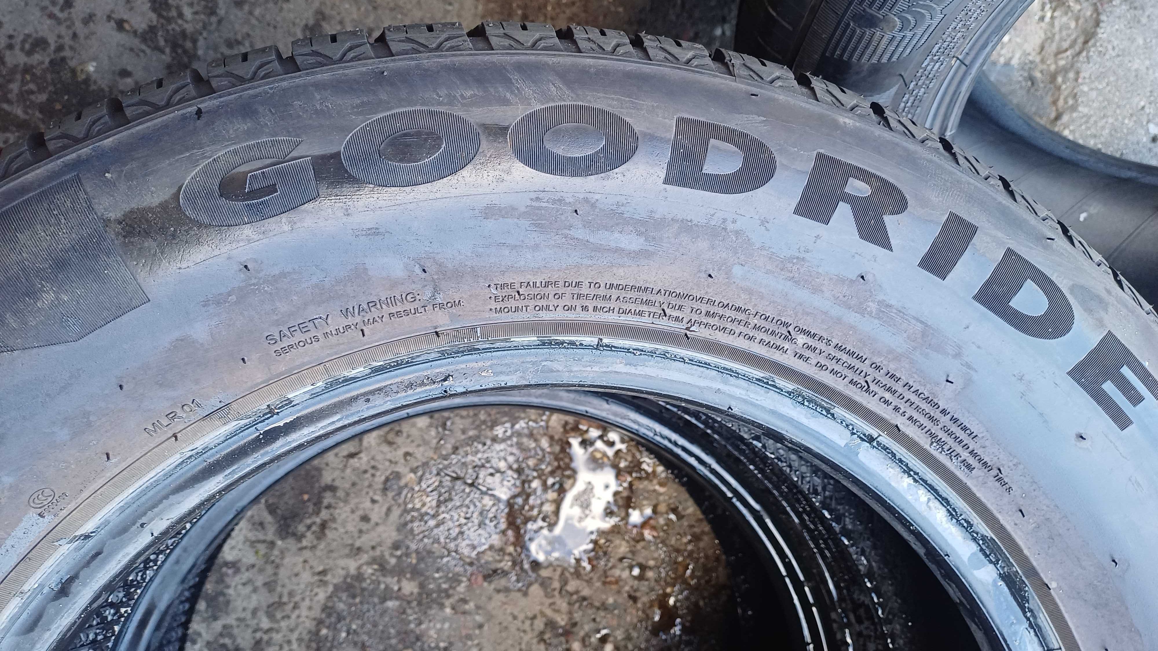 Goodride AllSeason Elite Z401 215/65 R16 98V 2022r
