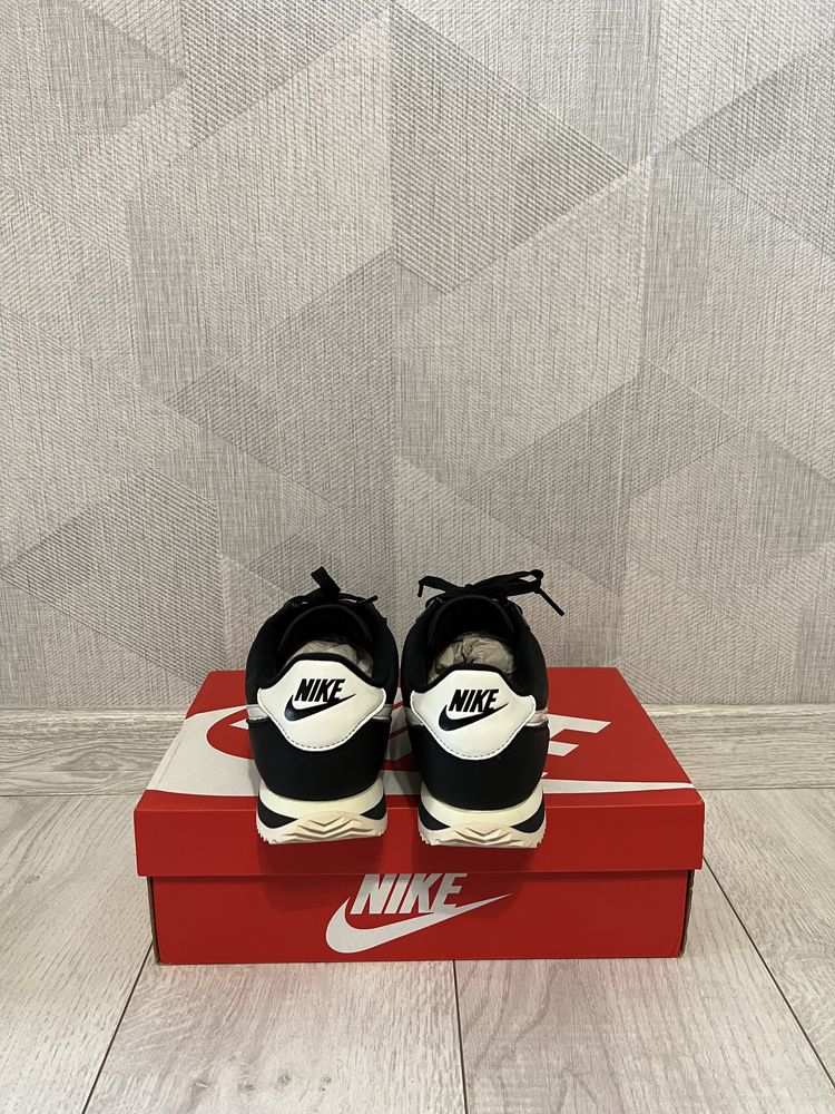 Nike Cortez Новые Оригинал