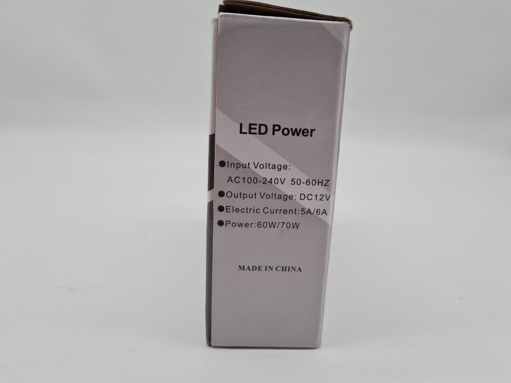 Zasilacz Ledmo HTY-1200, 12V 5A do taśmy LED