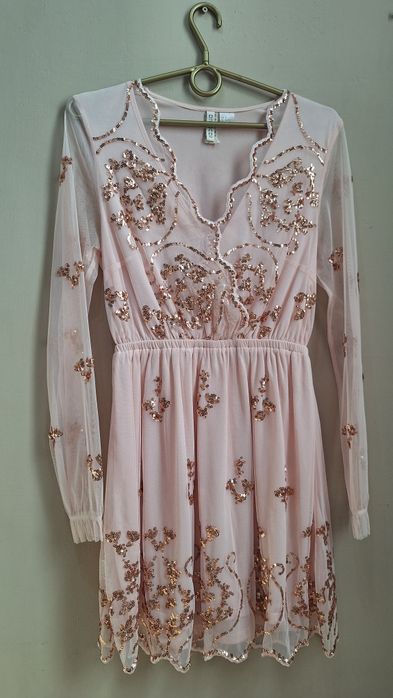 Sukienka H&M na okazje wesele imprezy z cekinami błyszcząca