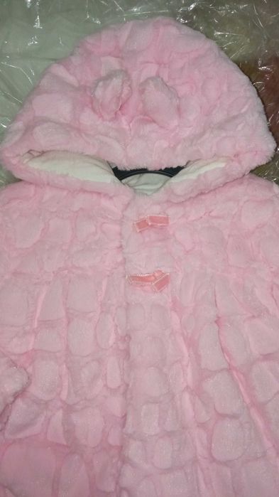 casaco pêlo rosa menina