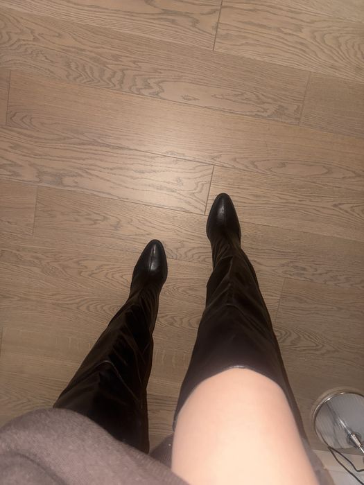 Шкіряні сапожки .Zara