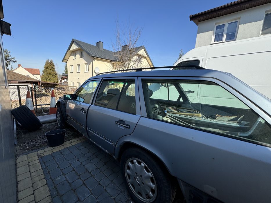 Mercedes E250 W124 automat kombi W 124