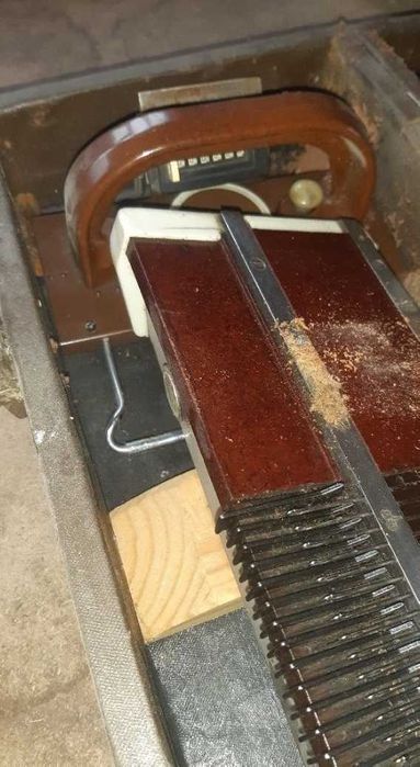 Вязальная машинка "Нева" 10174