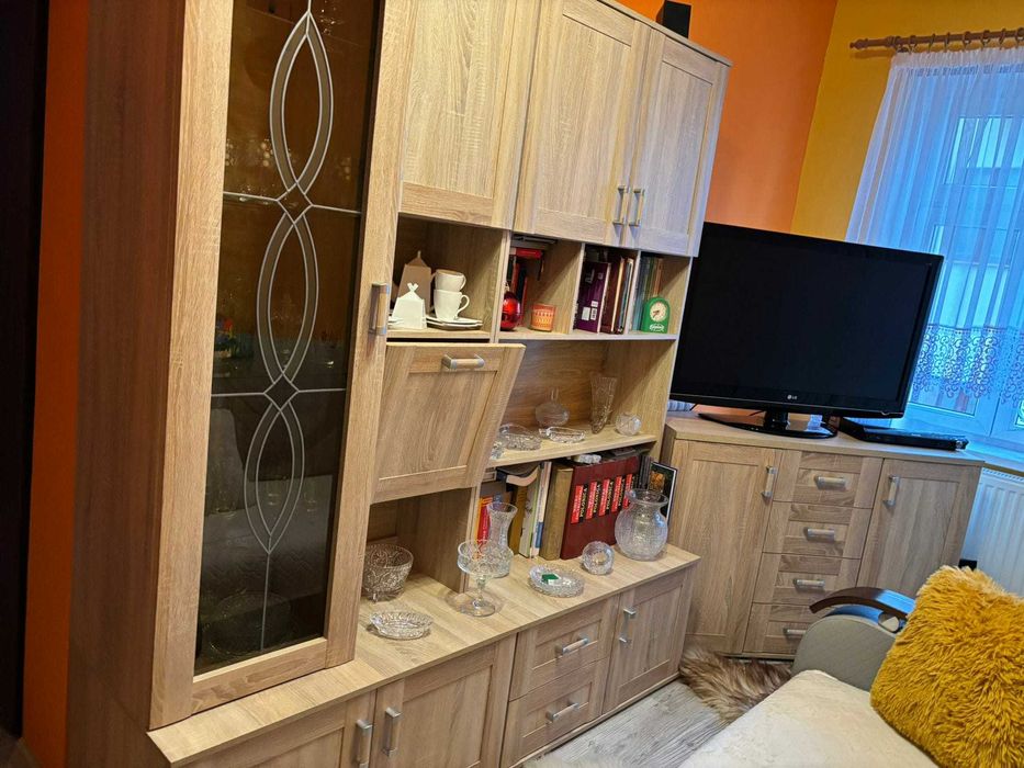 Meble / meblościanka pokojowa