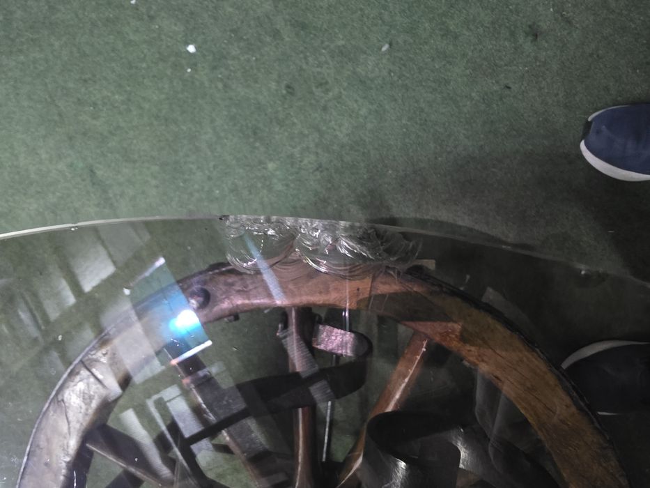 Mesa redonda roda carroça