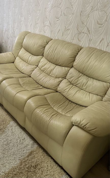 Продам шкіряний диван