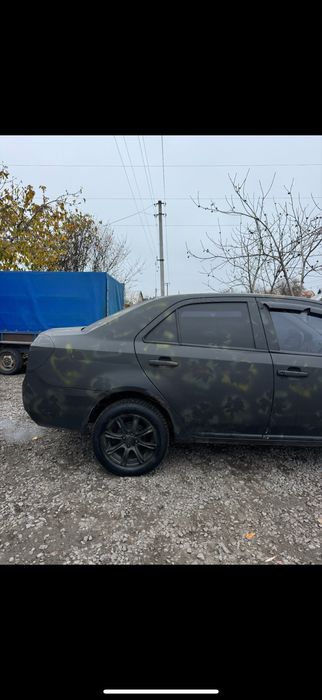 Geely MK 1.6 GT JL7162