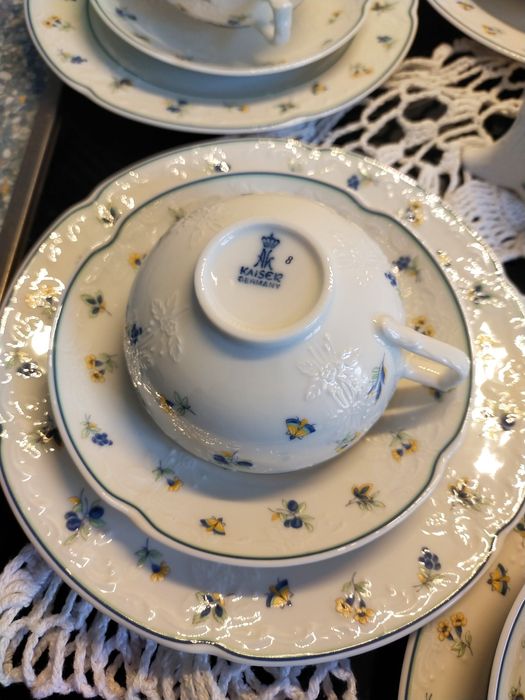 Фарфоровый Моко сервис Kaiser Dubarry Madeline на 6 персон