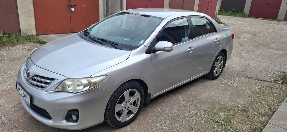 Toyota corolla e15