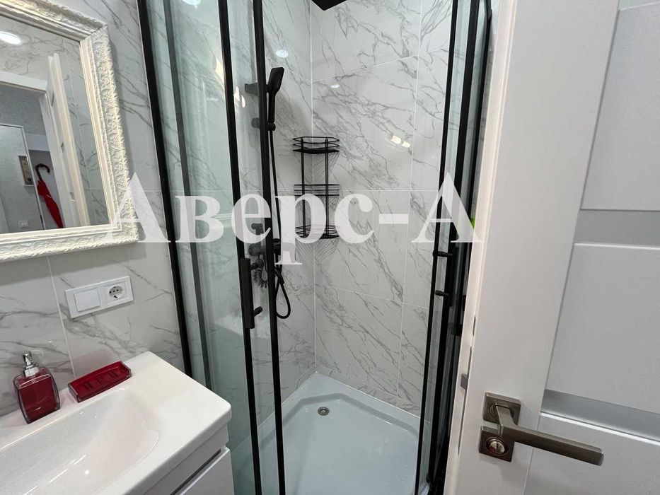 Продам евродвушку с новым ремонтом