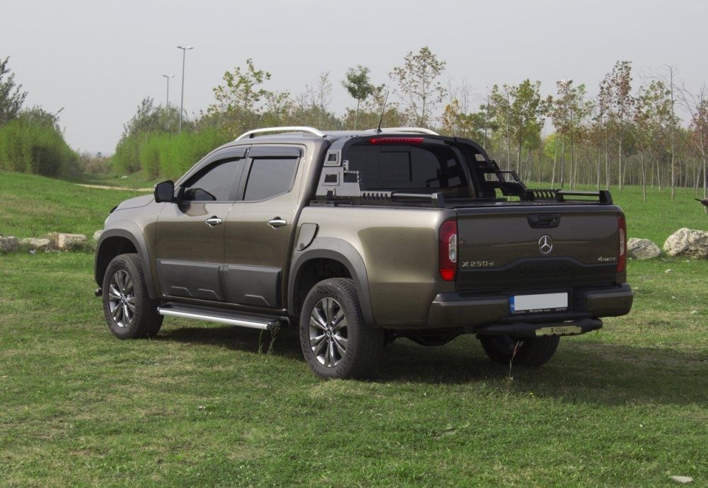 Orurowanie paki pickup Rollbar Toyota Hilux Isuzu D-Max Mercedes X