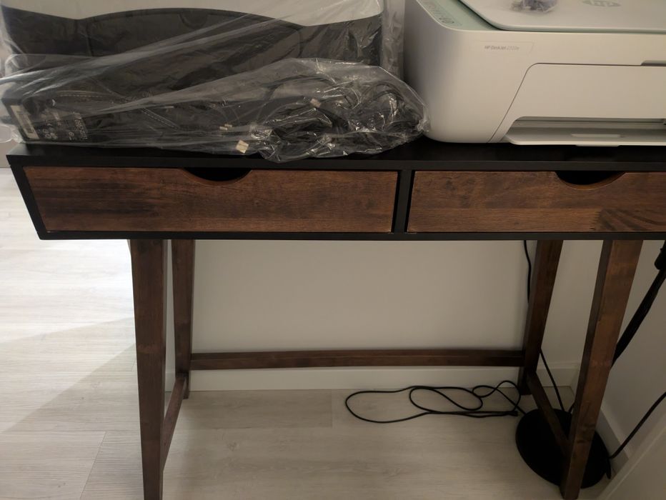 Móvel aparador ou secretária