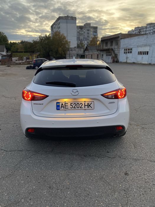 Mazda 3bm 2013 хэтчбек