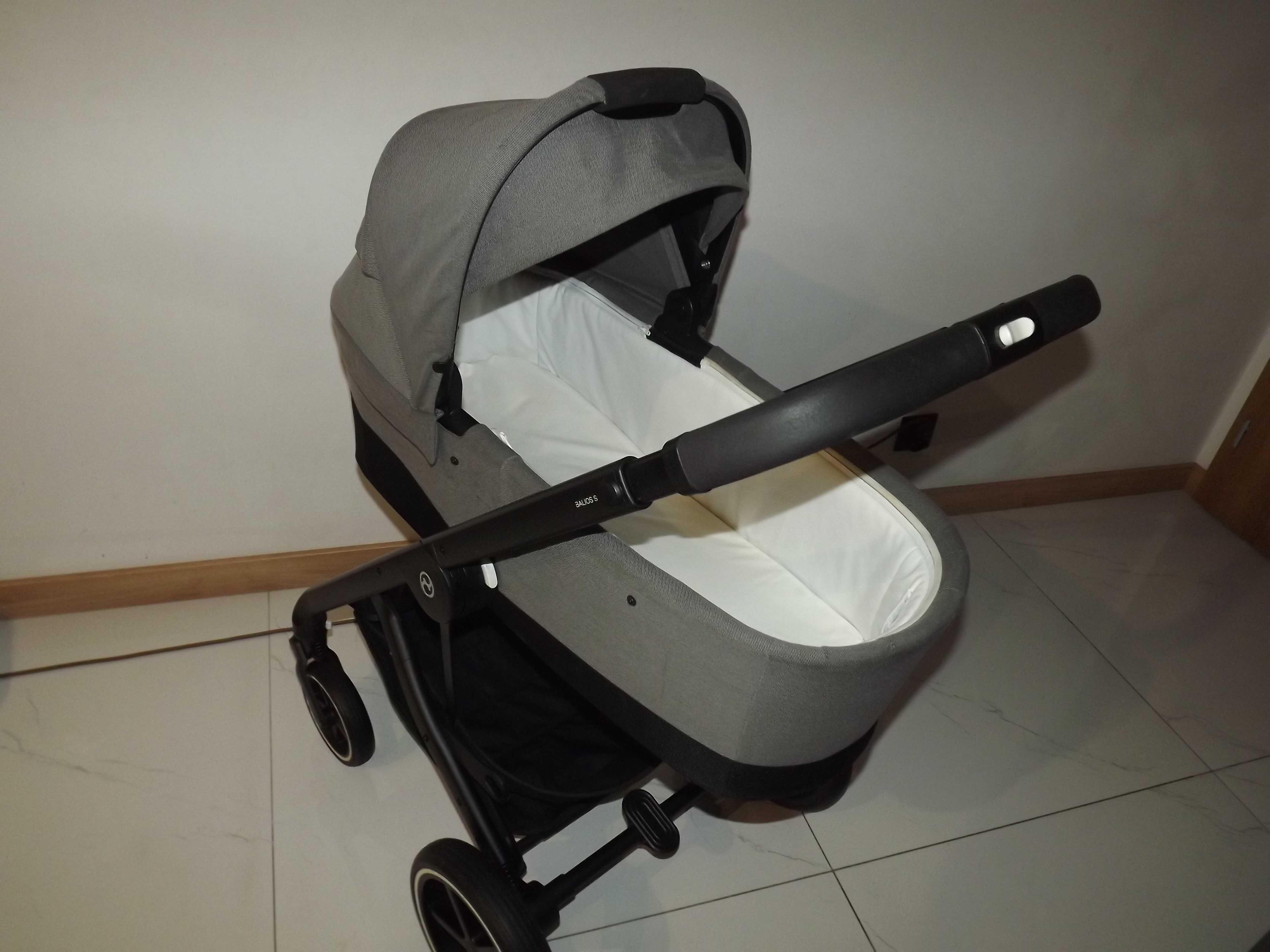 Cybex balios s lux 3w1 Soho grey + Baza do auta isofix