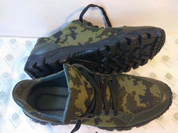 43-44 мужские кроссовки Пиксель олива военные осенние кожаные